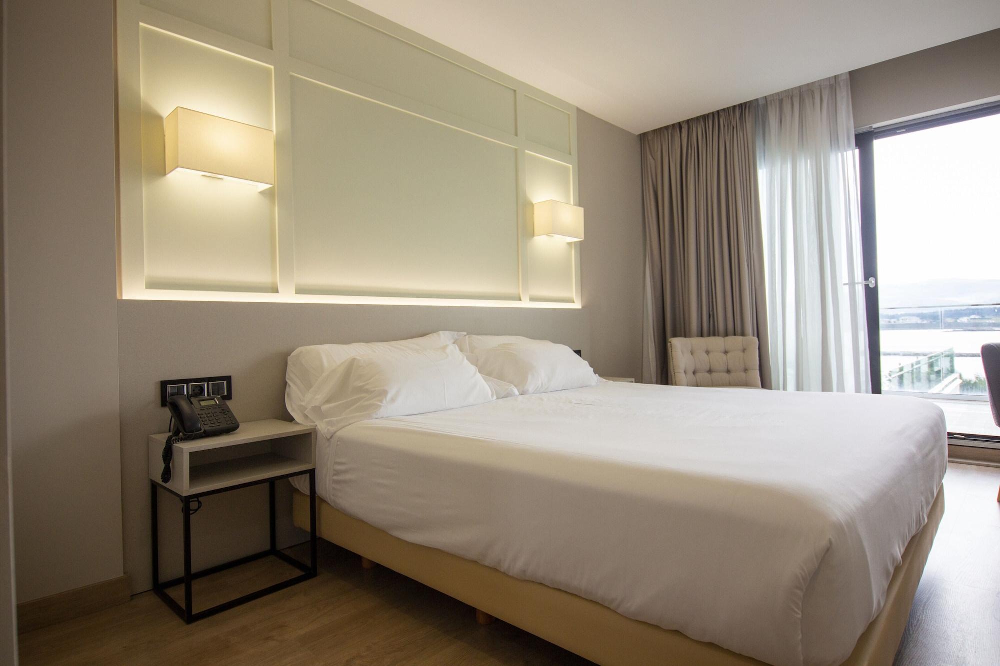 Oca Playa De Foz Hotel & Spa Bagian luar foto